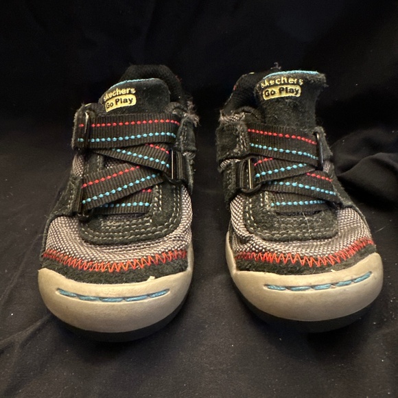 Boys Sketchers “Go Play” Size 7 - Picture 1 of 2